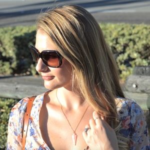 Rose Quartz Arrow Pendant Gold Chain Drop Necklace